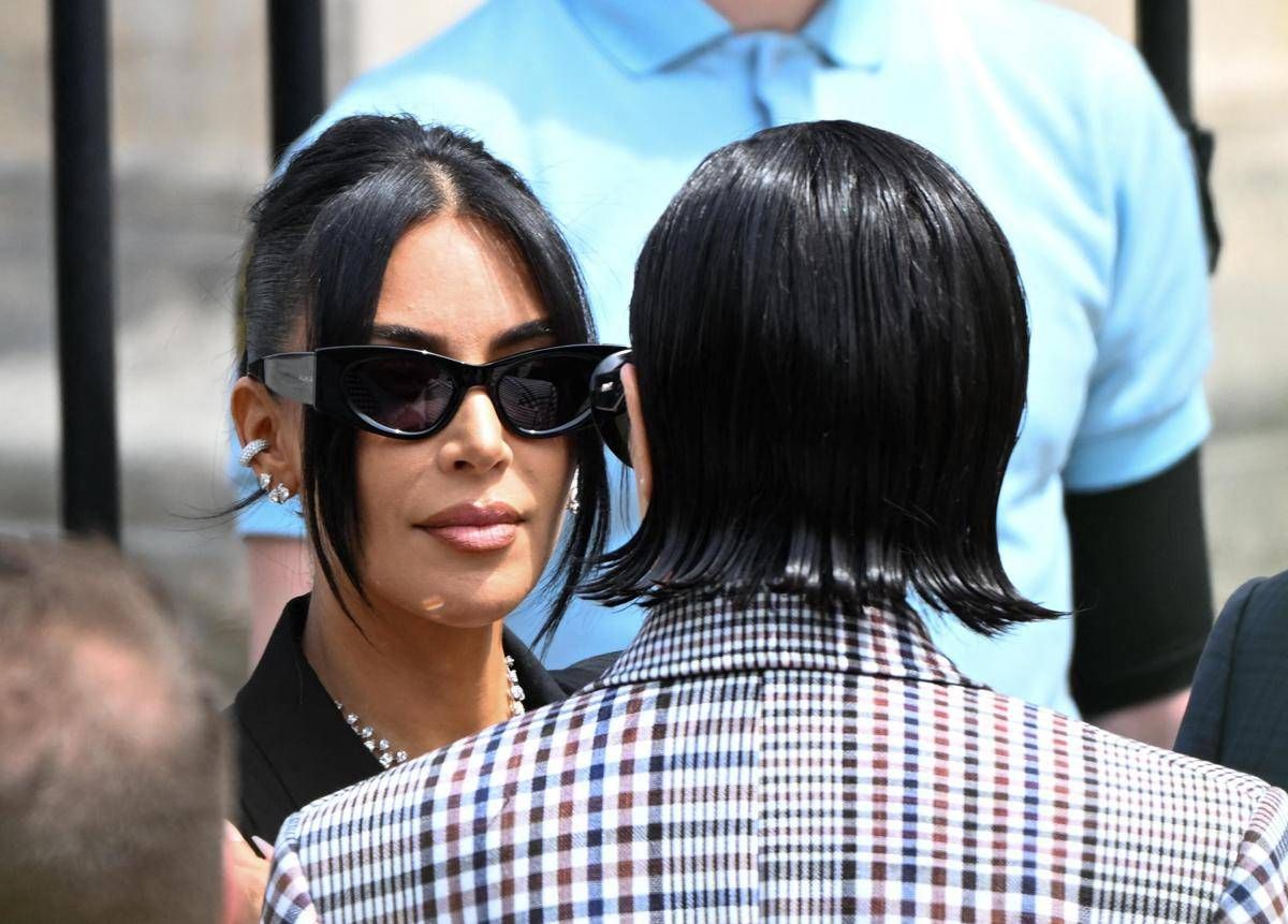 Kim Kardashian riceverà un euro di risarcimento per la rapina subita nel 2016: “Non cerco soldi”