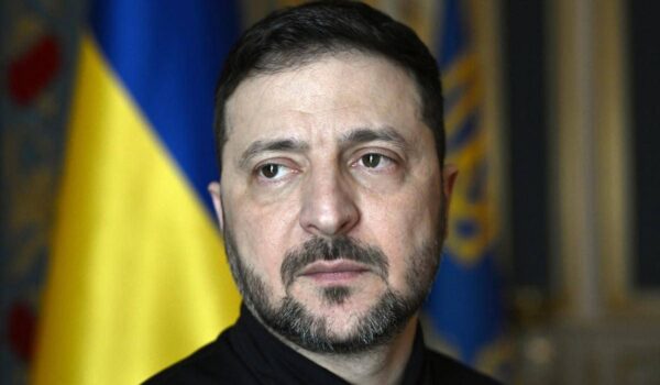 Ucraina, droni russi su Kharkiv. Zelensky: “I 500 Patriot Usa tra qualche anno, ma noi dobbiamo difenderci ora”