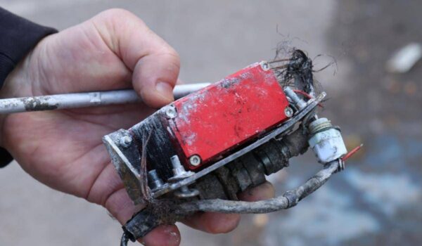 Allerta in Moldova, drone russo precipita vicino a una casa