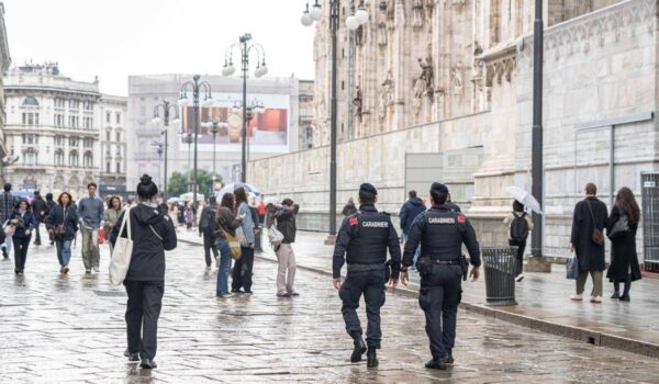 Cortei e allerta massima oggi, Movimento 17 ottobre rompe le regole: chiamata ‘last minute’ per non essere fermati