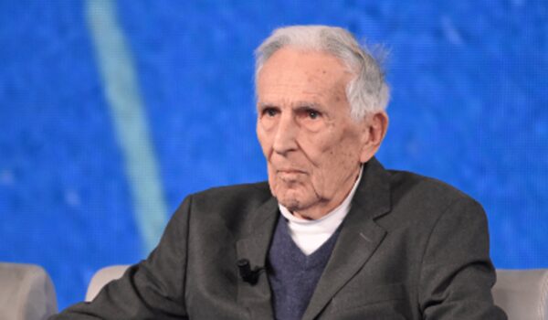 Garattini: “Alcol cancerogeno. Un bicchiere di vino al giorno non è privo di rischi”