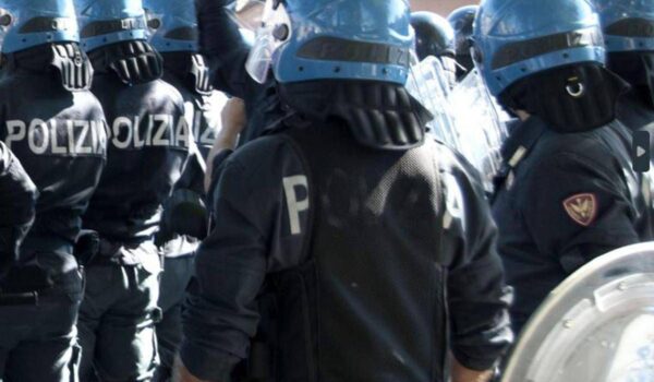 Manifestazioni 24 ottobre, Movimento 17 ottobre cambia le piazze: “Le diremo all’ultimo”. Allerta in diverse città