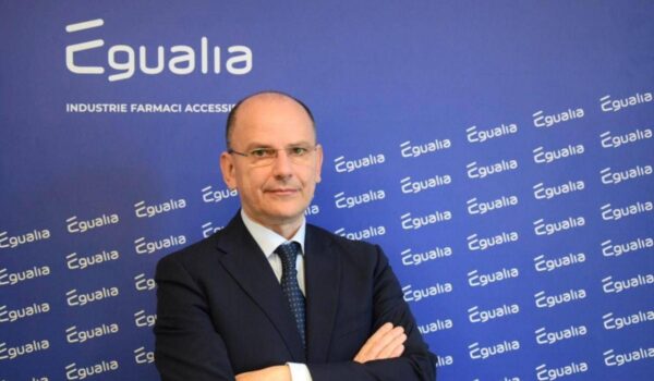 Manovra, Egualia: “Ok incentivi investimenti ma non risolte criticità farmaci essenziali per Ssn”