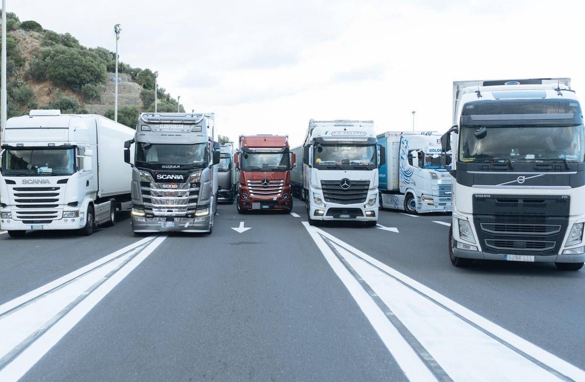 Protesta Tir e agricoltori, oggi Consiglio dei ministri: governo prepara decreto con risorse