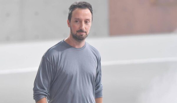 Saint Laurent, finisce l’era Vaccarello: dieci anni che hanno cambiato la maison