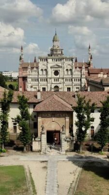 Pavia, furto di rame al Cimitero Monumentale: tre uomini arrestati nella notte