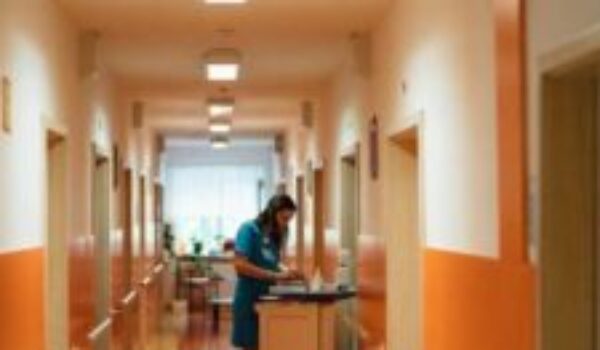 Policlinico San Matteo, concorso per assumere 100 infermieri a tempo indeterminato: domande entro il 22 novembre